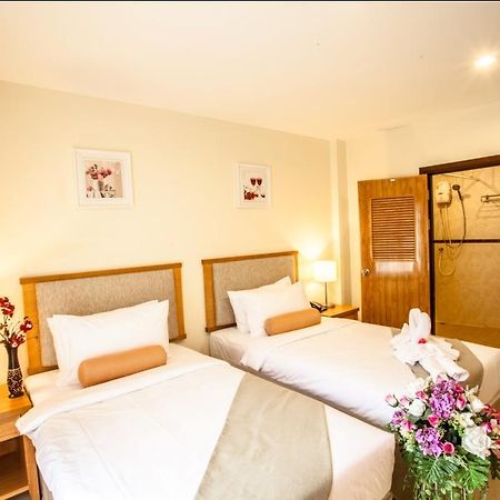 Babylon Palace Hotel Pattaya Extérieur photo