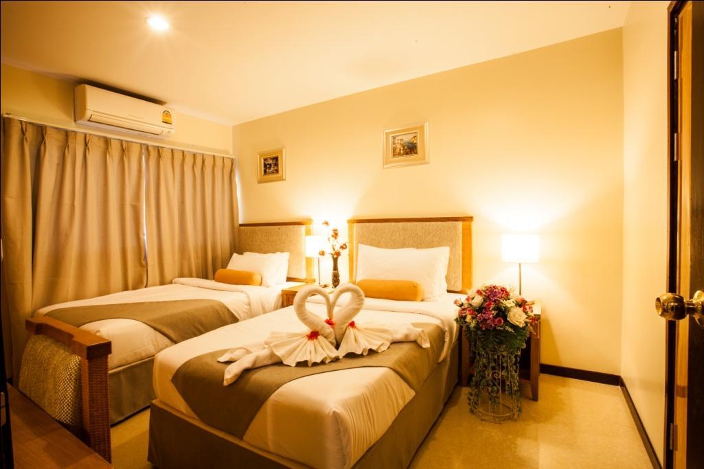Babylon Palace Hotel Pattaya Extérieur photo