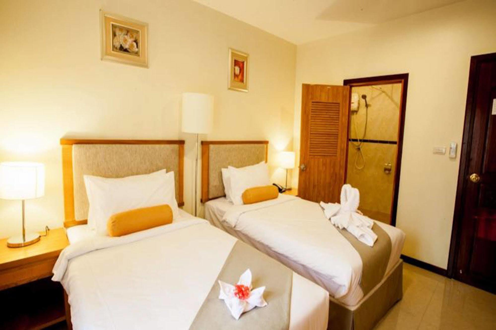 Babylon Palace Hotel Pattaya Extérieur photo